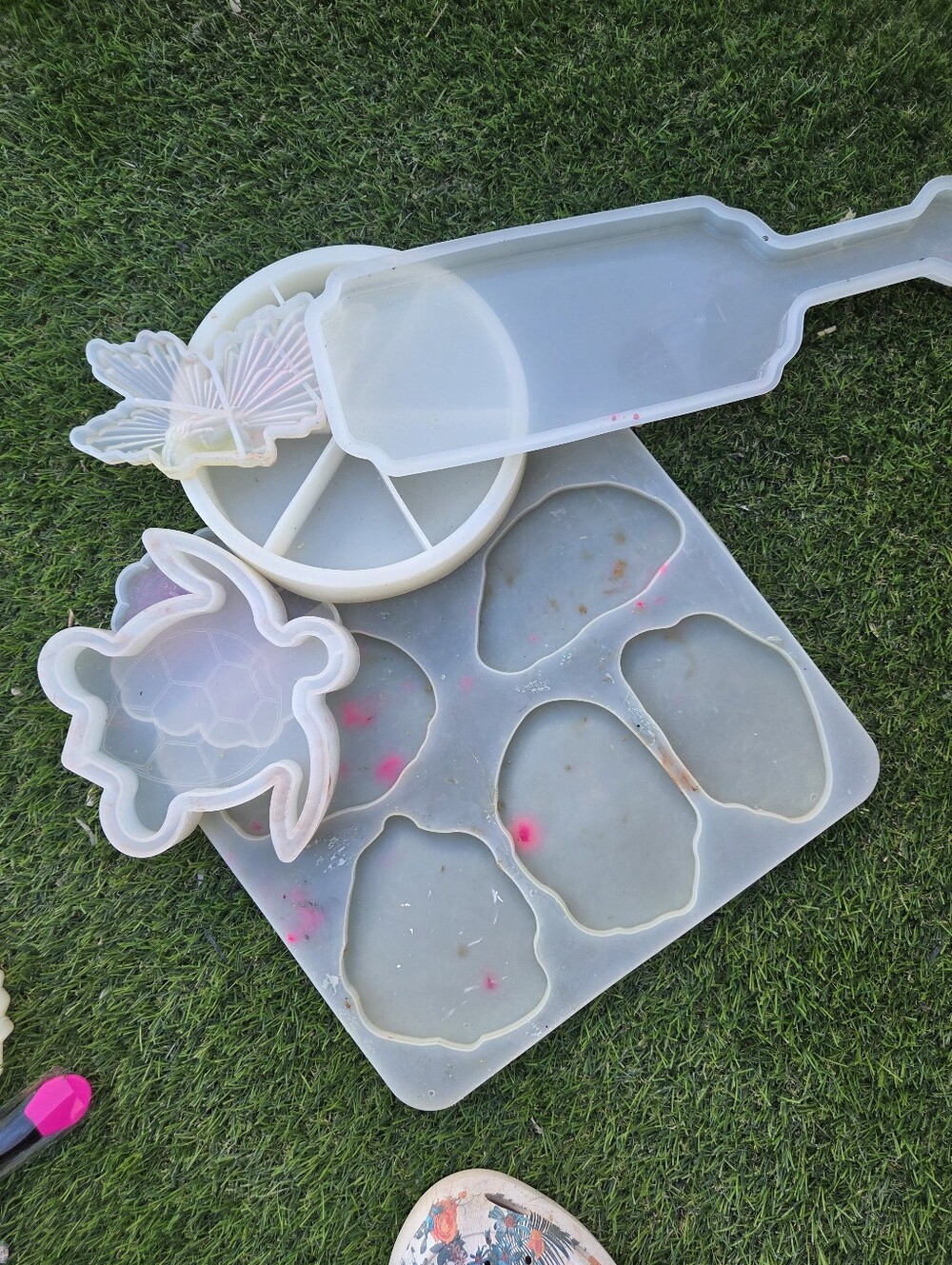 6 Random Resin Molds